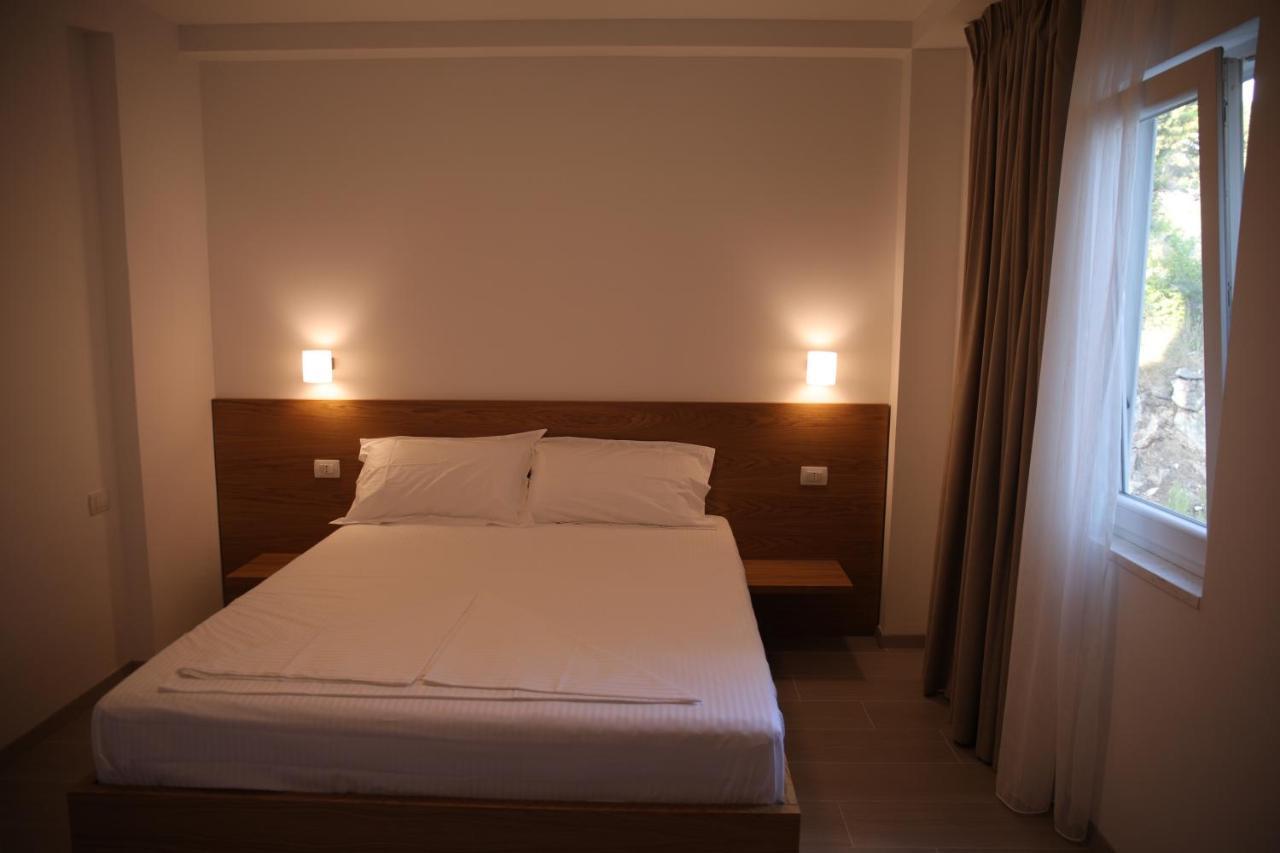 Serenity In Hotel Lezhë Eksteriør billede